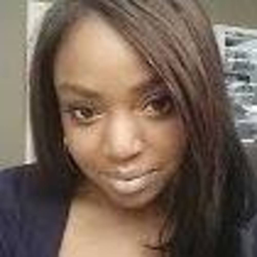 Meet your Posher, Angelia